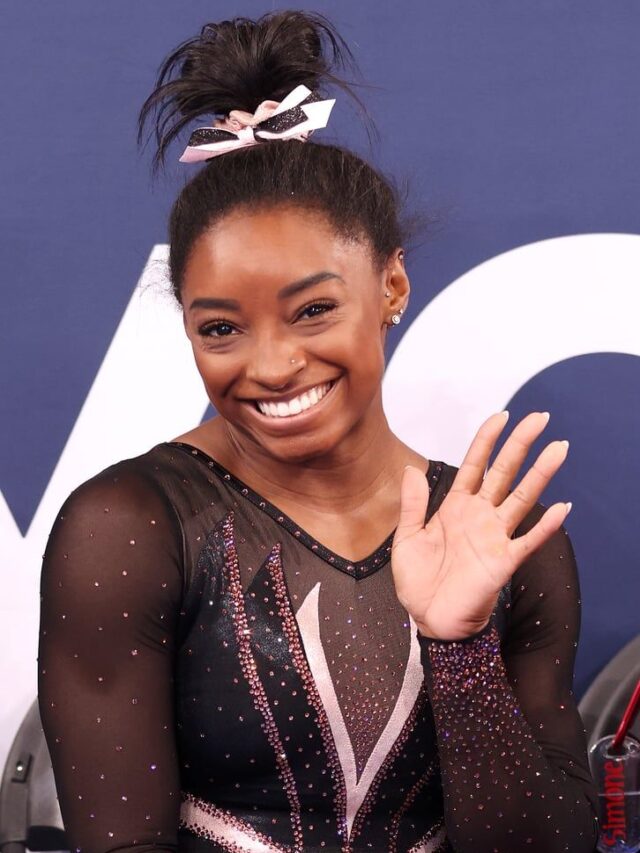 Simone Biles leads U.S. women’s gymnastics team to 7th straight world title