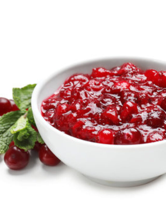 5 Cranberry Sauce Variations to Elevate Your Holiday Meals