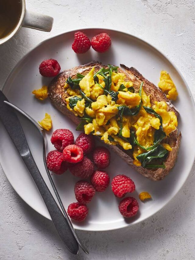 Six Quick Five-Min Anti Inflammatory Mediterranean Breakfast Rich in Iron For On-the-Go Millennials